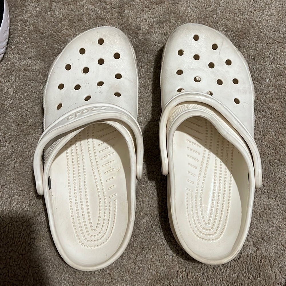 white crocs womens size 10
